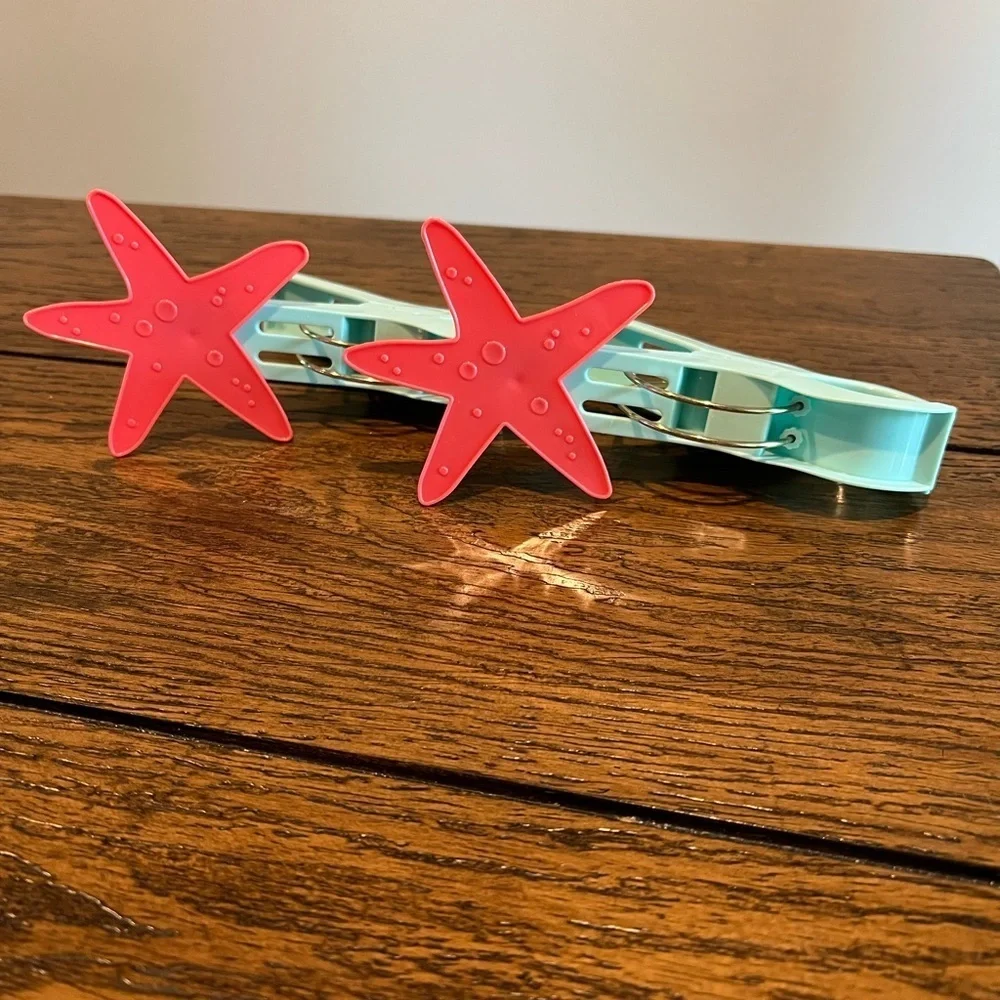 Boca Whimsical Colorful Starfish Beach Towel Clips Keep towels in Place